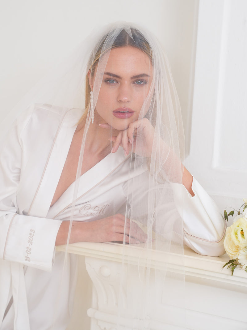Velo de novia blanco