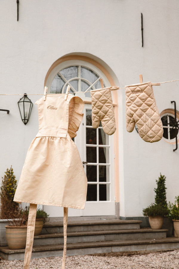 Baker Set Ruffle Beige