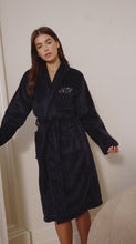 Robe Midnight Black